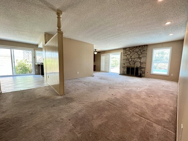 Building Photo - 11348 Barbi Ln