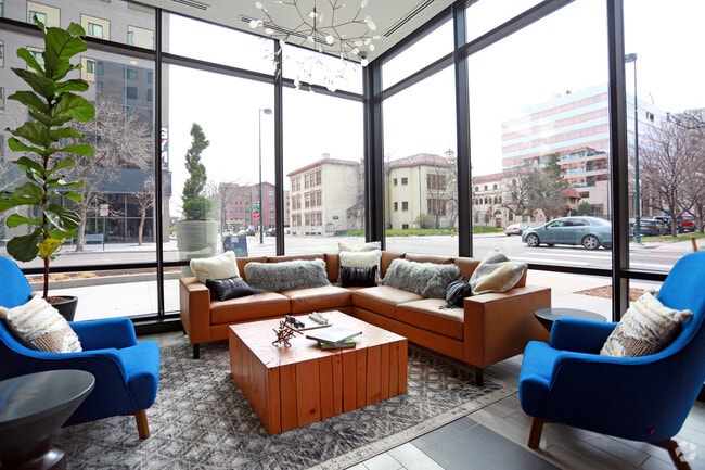 Foto del interior - SOVA ON GRANT