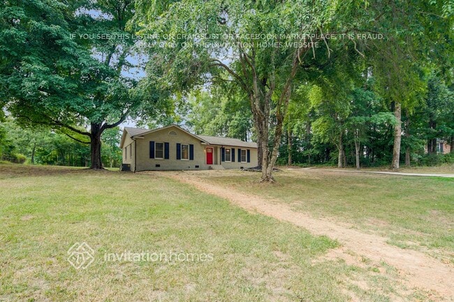Building Photo - 3916 Amsbury Dr
