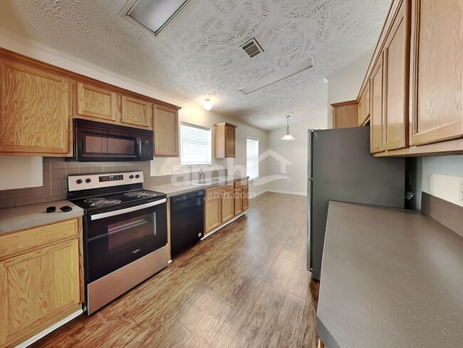 Foto del edificio - 495 Hunnicut Rd SE