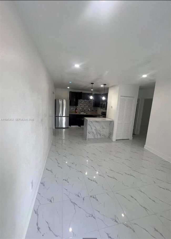 Foto del edificio - 3400 SW 40th Ave