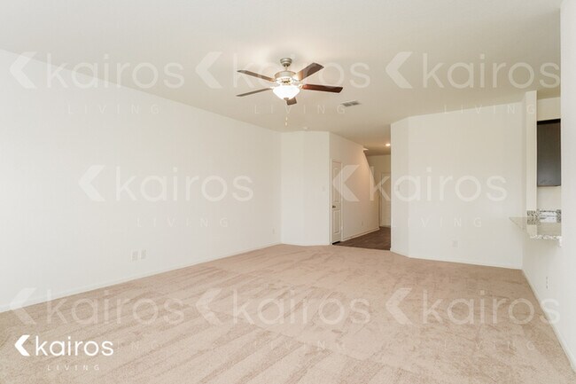 Foto del edificio - 962 Shady Brk