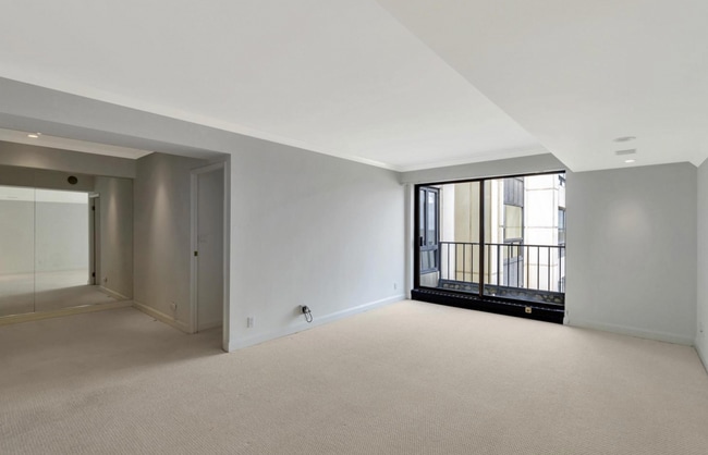 Building Photo - 1177 California St