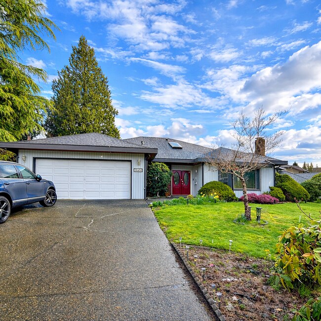 Photo du bâtiment - 10454 Fraserglen Dr