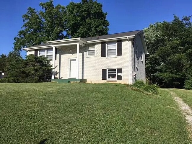 Building Photo - 4718 Richards Ct