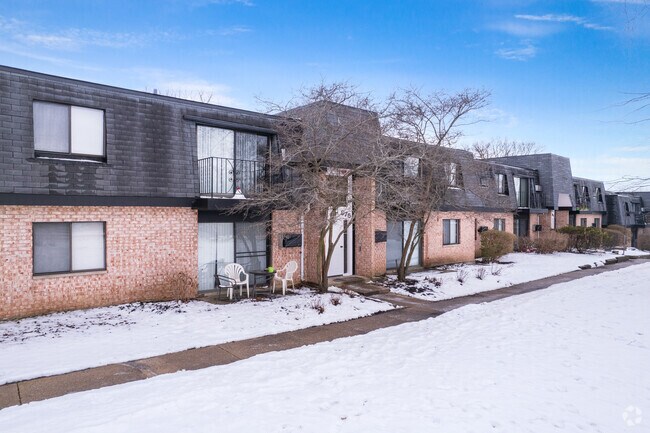 Foto del edificio - 935 Westmoreland Dr