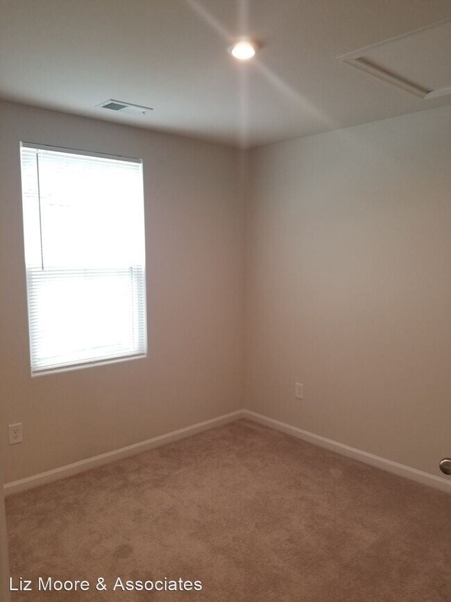 Building Photo - 3 br, 2 bath House - 227 Mildred Drive
