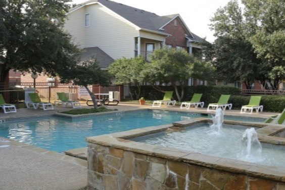 Foto principal - Forest Park Apartments