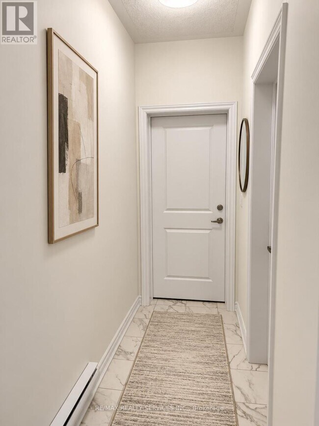 Building Photo - 48 Thornbird cres