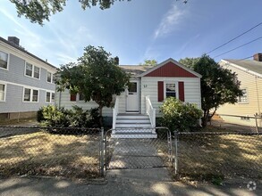 Building Photo - 23 Safford St