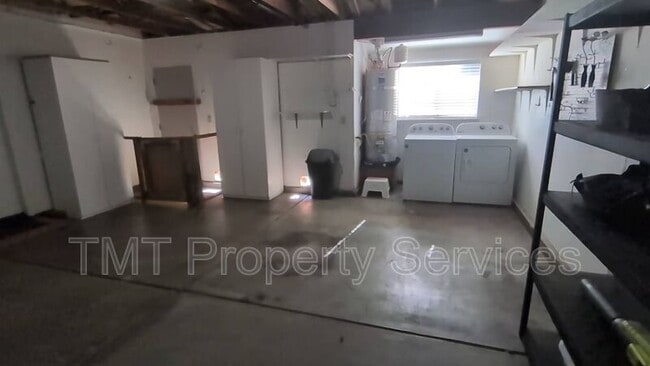 Building Photo - 7457 Windbridge Dr