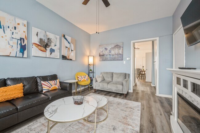 Foto del edificio - 2818 N Ashland Ave