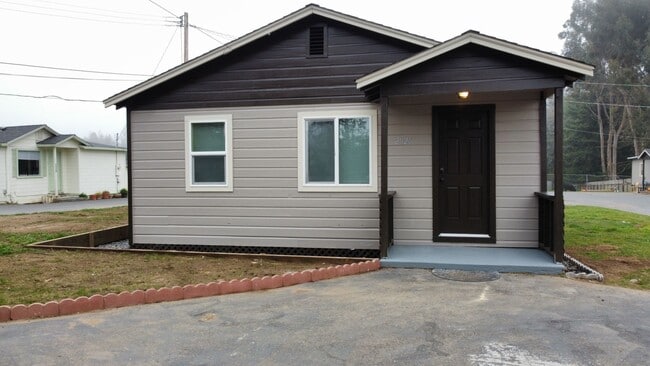 Building Photo - New Single-Family Home in McKinleyville- P...