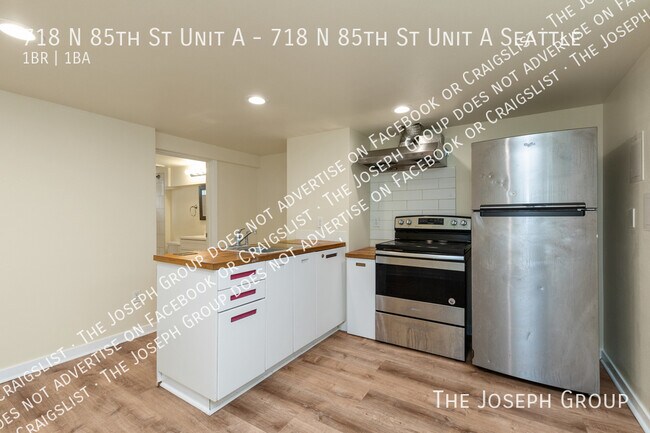 Foto del edificio - 718 N 85th St