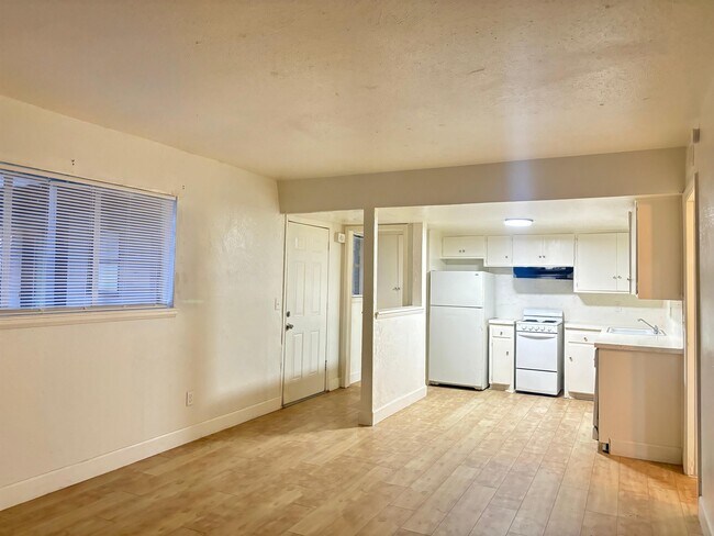 Building Photo - 2317 N Meridian Ave
