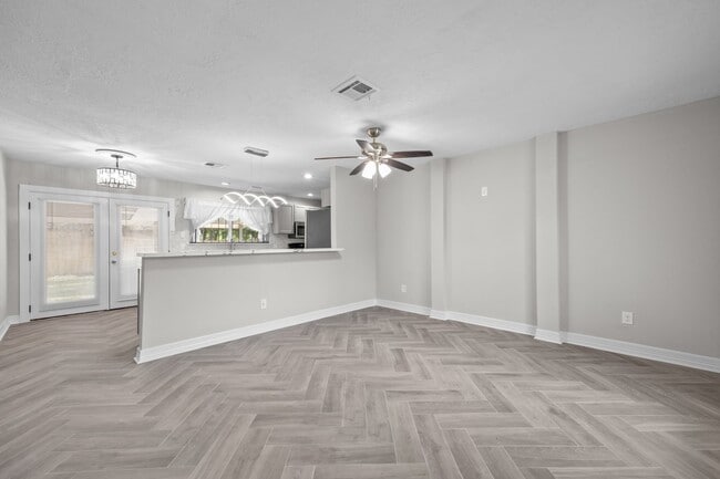 Building Photo - 6639 Indian Falls Dr