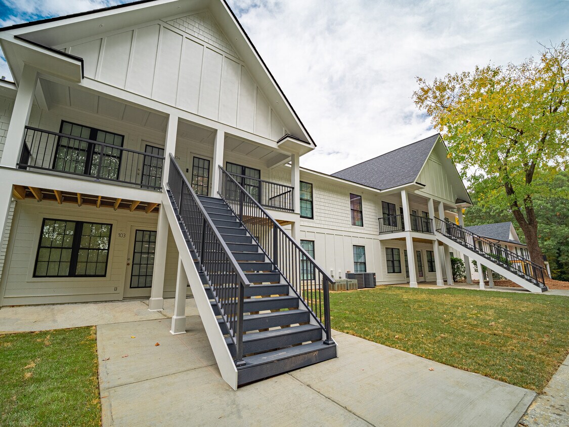 Castlebrook Apartments 860 SE Franklin Rd Marietta, GA