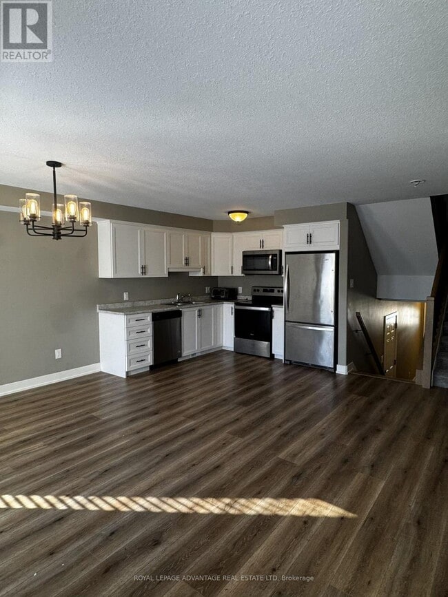 Building Photo - 5 Staples Blvd