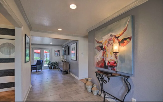 Building Photo - 4018 Leeshire Dr