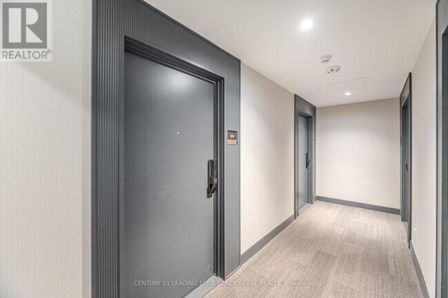 Photo du bâtiment - 405-405 Dundas St W