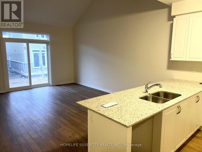 Building Photo - 131 Sanders Rd