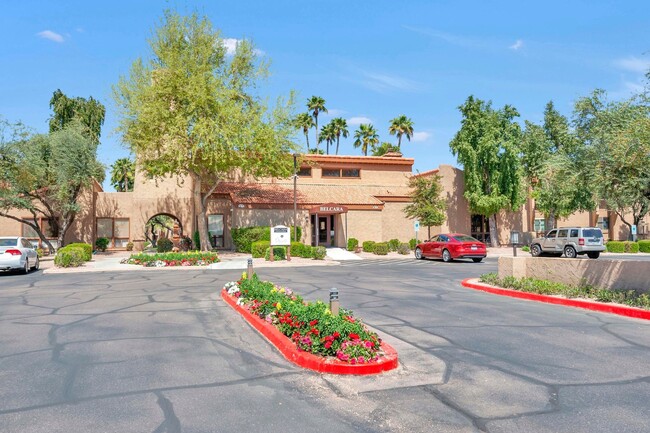 Foto del edificio - Spacious, 2 Bedroom 2 Bath Scottsdale Cond...