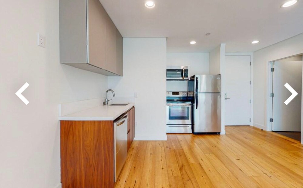 Foto principal - 938 S Orange Grove Ave
