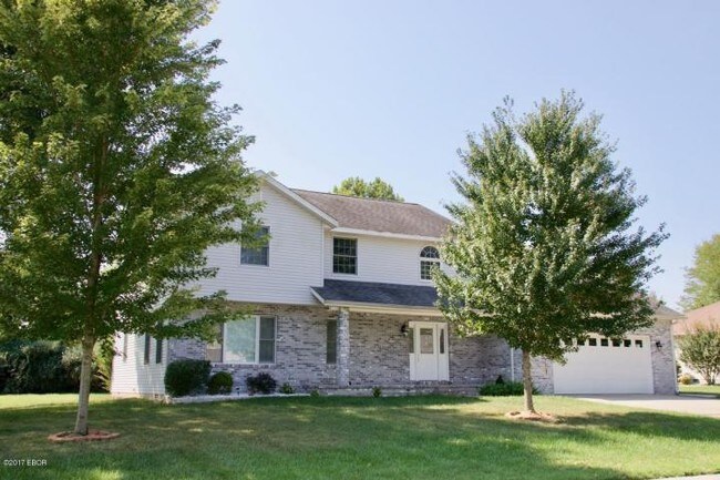 Building Photo - 3005 W Alveria Dr