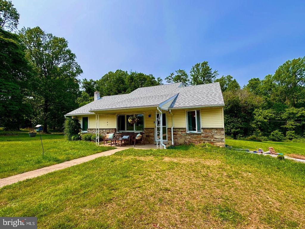 Primary Photo - 847 Highspire Rd