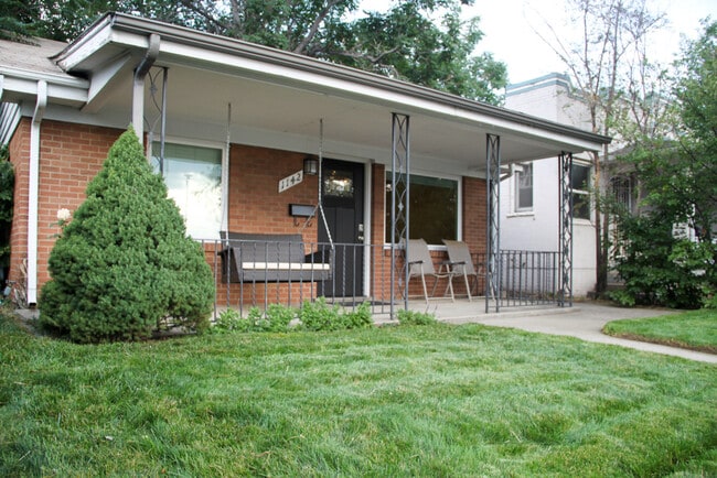 Building Photo - Evolve Real Estate: Fully Remodeled Gorgeous Bungalow in West Wash Park. 2 Bedrooms JULY 15!