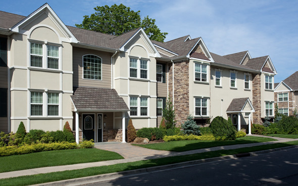 Foto del edificio - Fairfield Courtyard At Farmingdale