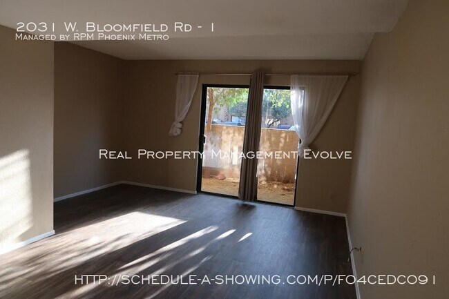 Building Photo - 2031 W Bloomfield Rd