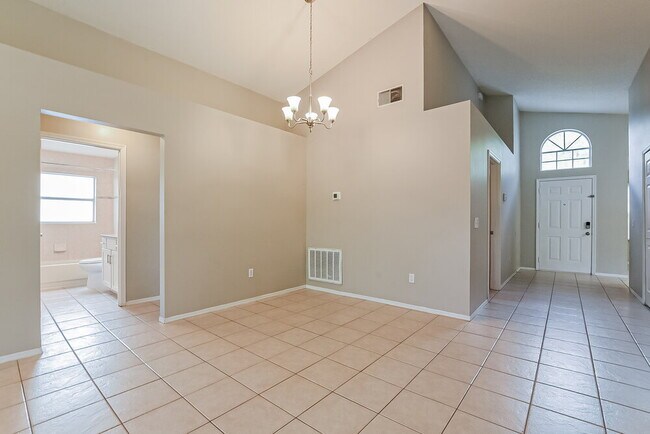 Foto del edificio - 1025 Henson Ct