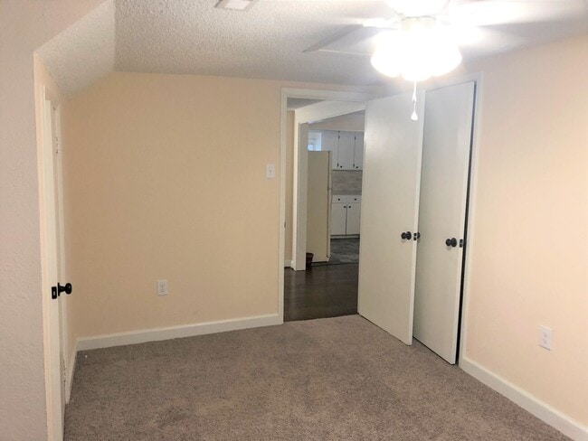 Foto del edificio - 1207 Maple St