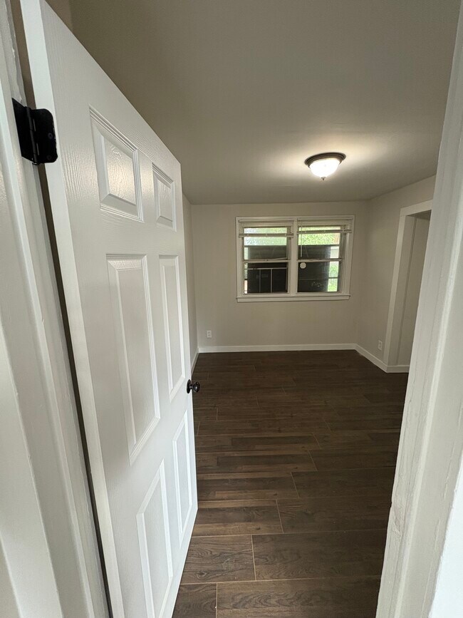 Foto del edificio - 5619 Beaver Dam Rd