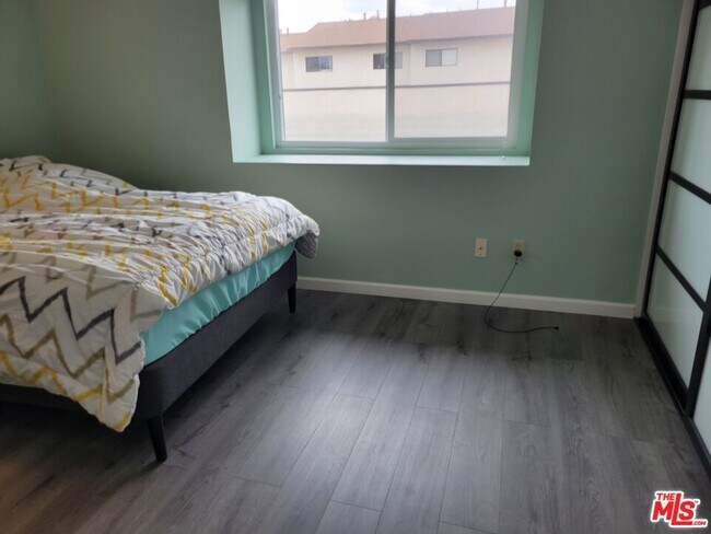 Foto del edificio - 10702 Colima Rd