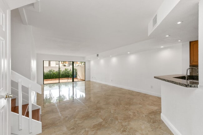 Building Photo - 3530 Magellan Cir