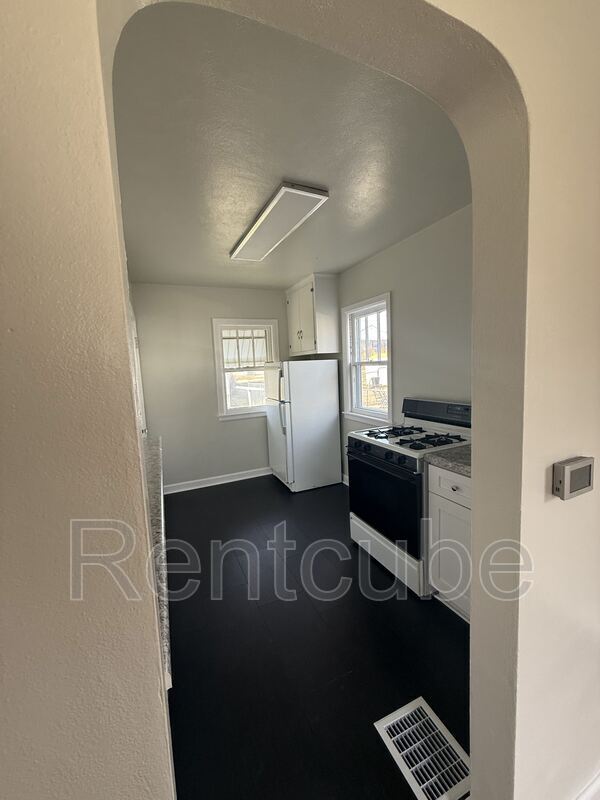 Foto del edificio - 3025 Windsor Ave