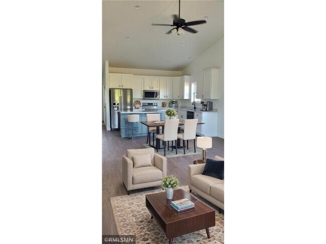 Foto del edificio - 1229-1231 Wisteria Ln