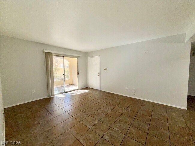Building Photo - 7885 W Flamingo Rd