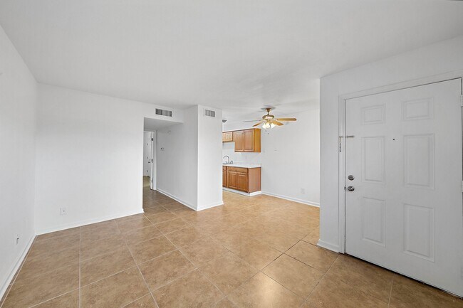 Building Photo - 2828 61st St