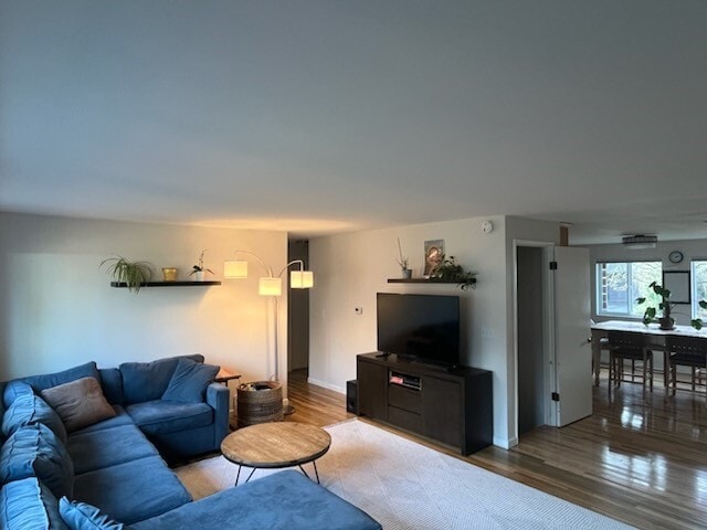 Livingroom - 9220 11th Ave SW