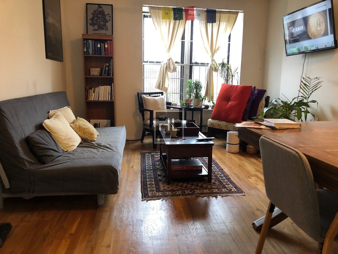 Primary Photo - CLASSON AVENUE