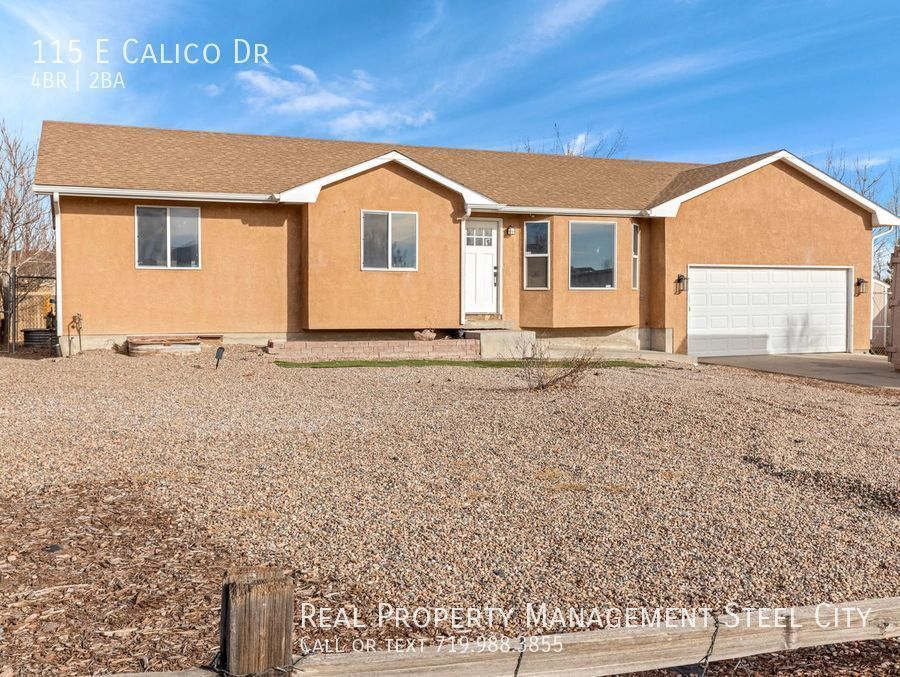 Foto principal - Recently Renovated Large 4 Bedroom Home
