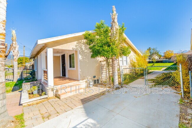 Foto del edificio - 7221 Olive St