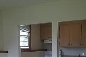 Building Photo - 58 Cedar St