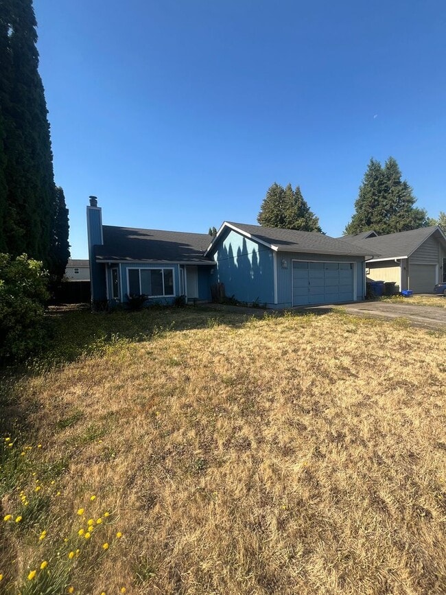 Building Photo - 3-Bedroom 2-Bathroom Single family home in...