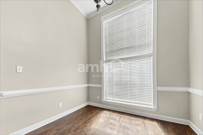 Foto del edificio - 4528 Brighton Cir
