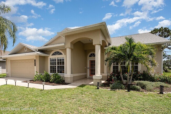 Building Photo - 3623 Egret Dr