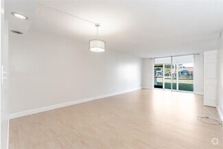 Building Photo - 6135 NW 186th St